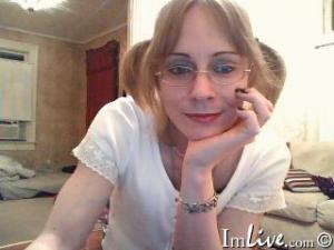 Tonia Lee