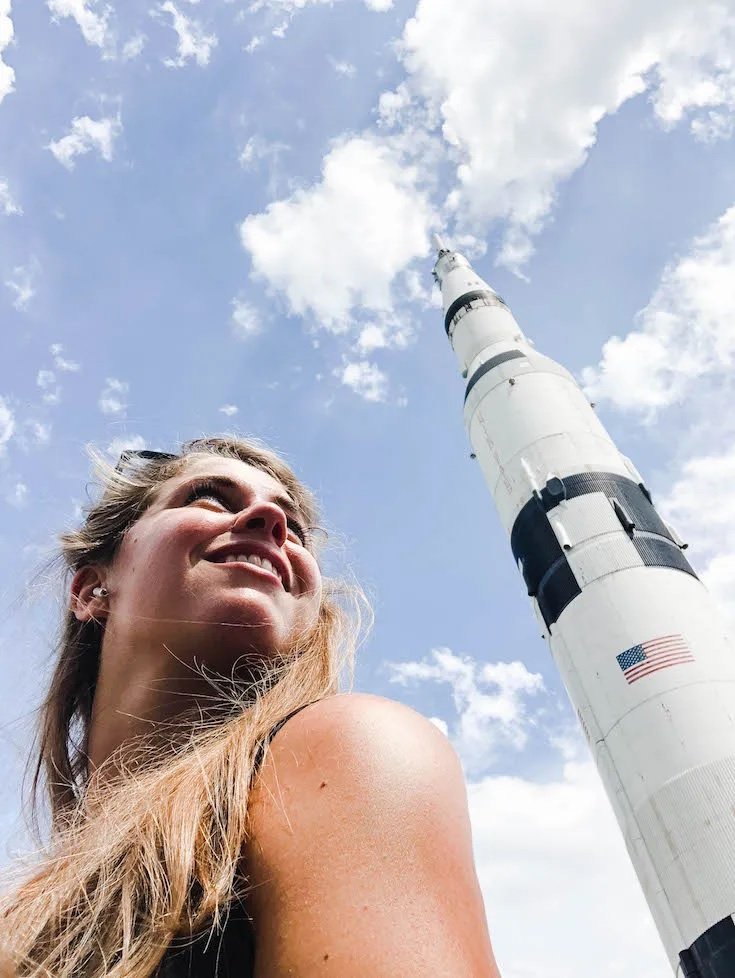 Click image for larger version

Name:	rocketgirl.jpg
Views:	319
Size:	107.0 KB
ID:	1063861